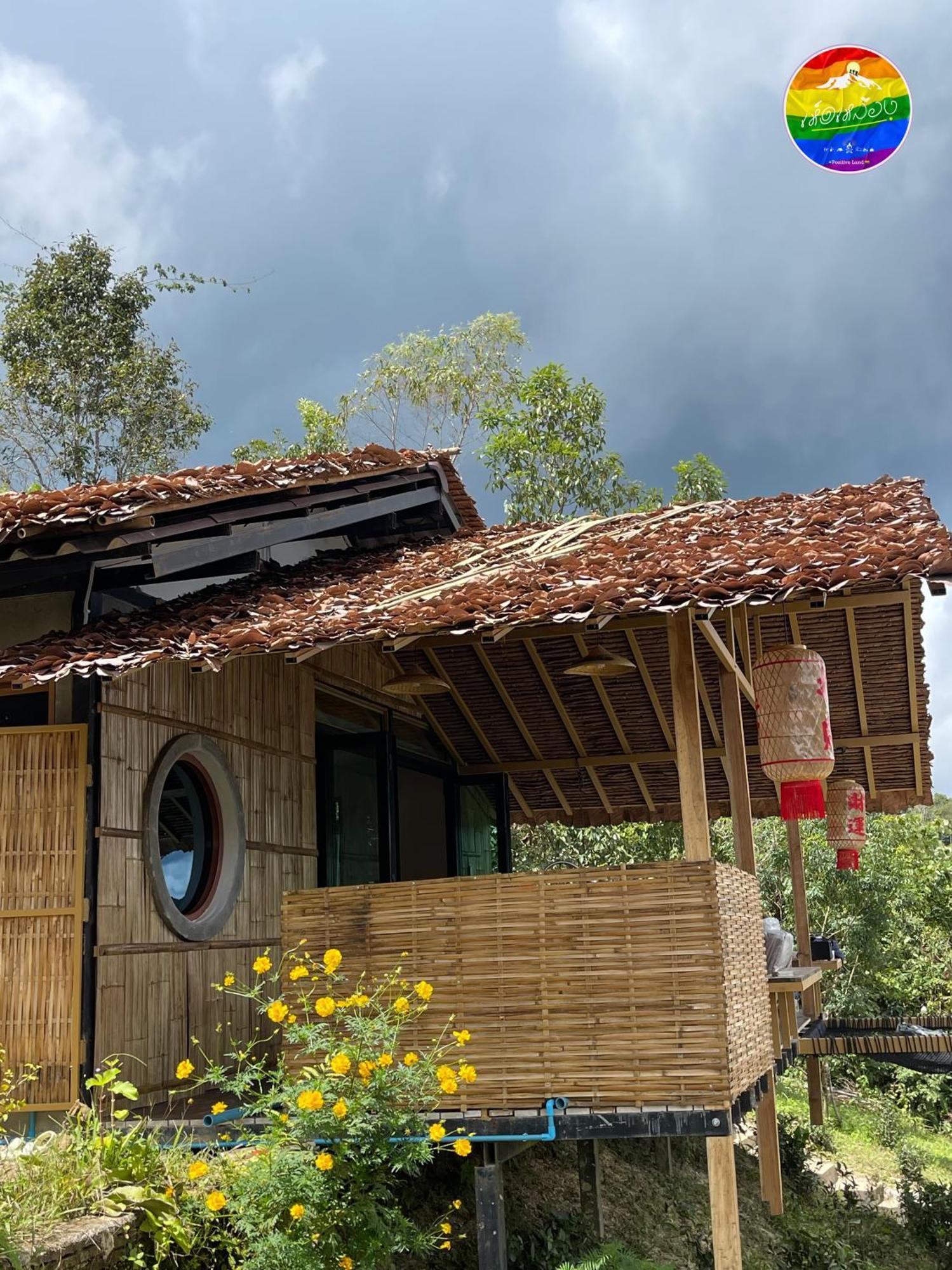 Hedreung Banrakthai Homestay And Camping Ban Rak Thai Exterior photo